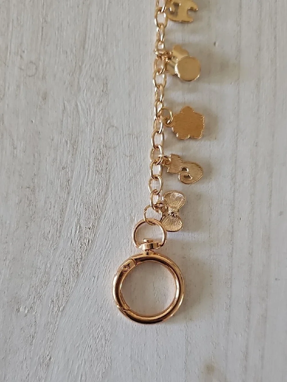 Gold Tone Cat Charm Keychain